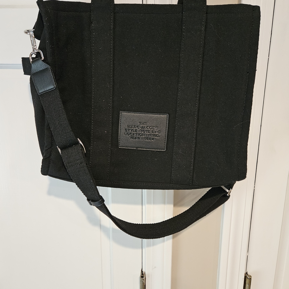 Marc Jacobs Black and White Tote Bag - Picture 2 of 3